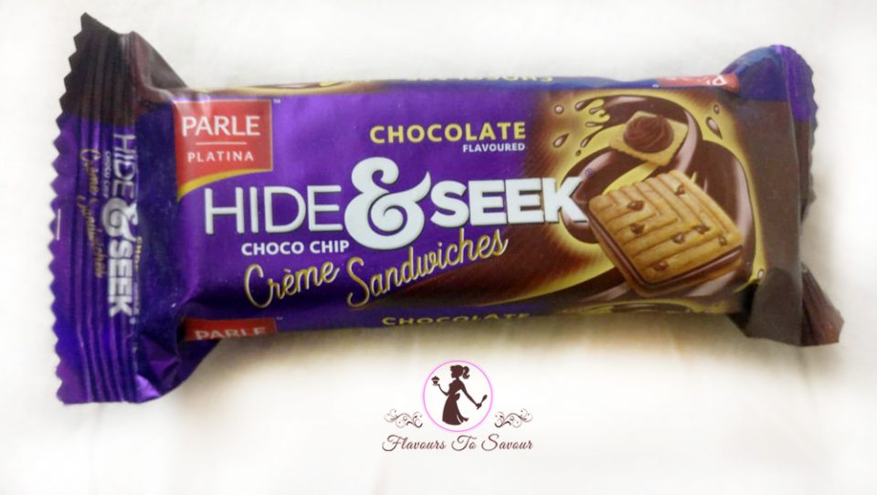 Hide & Seek Choco-Chip Creme Sandwiches