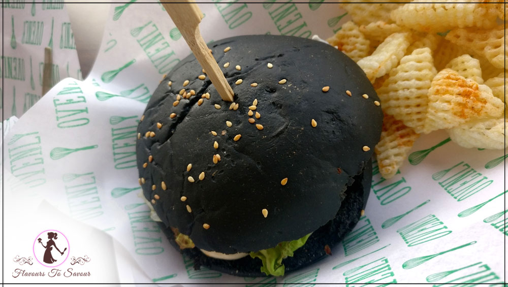 Ovenly_Cafe_Charcoal_Burger_Review_Image_7